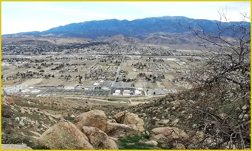 Banning, CA
