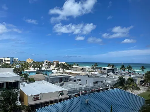 Hollywood, FL