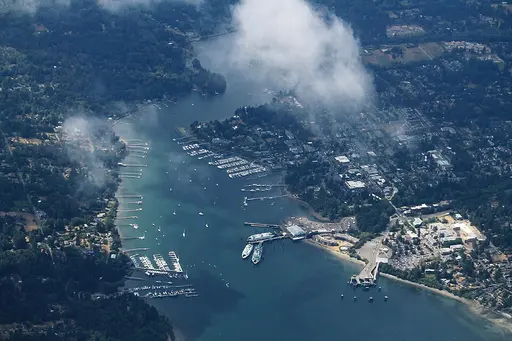 Bainbridge Island, WA
